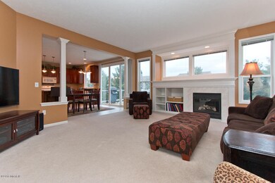 009 family room - IMG_3845