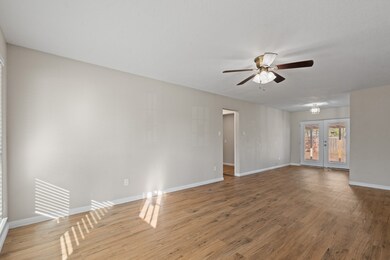 119 Liesa St, Alvarado, TX 76009 - photo 5