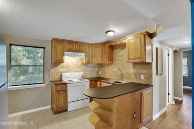 4206 Lockhart Dr N, Jacksonville, FL 32209 - photo 5