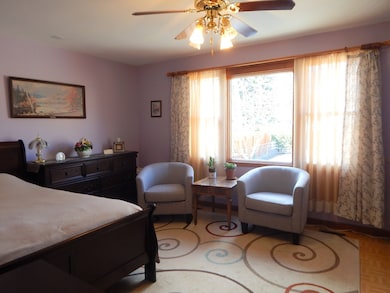 1722 E Algonquin Rd, Des Plaines, IL 60016 - photo 6