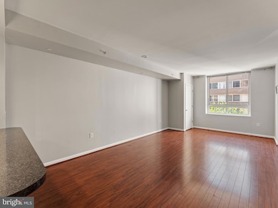Potomac Place Condominiums unit N310, Washington, DC 20024 - photo 7
