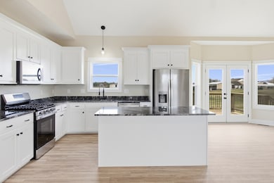 88 Castle St, McMinnville, TN 37110 - photo 7