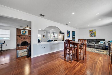 82 Lake Lorraine Cir Shalimar FL 32579 U