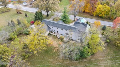 1100 W Auglaize St, Wapakoneta, OH 45895 - photo 5