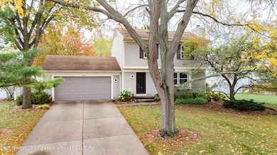 4819 Moultrie Cir, Lansing, MI 48917 - photo 2