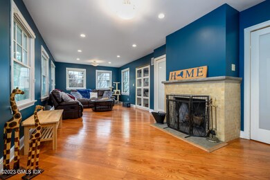 7 Caroline Place, Greenwich, CT 06831 - photo 4