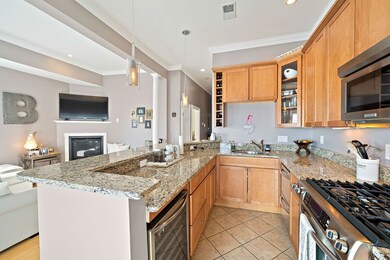 28 Beach St unit 3, Dorchester, MA 02122 - photo 6