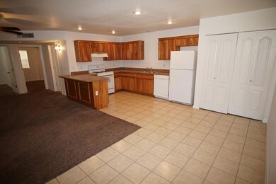 2413 Tremont Ave unit D, El Paso, TX 79930 - photo 4