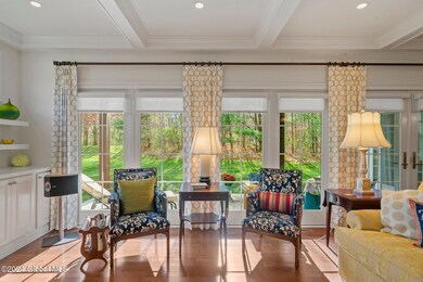 29-web-or-mls-815-waldens-pond-rd