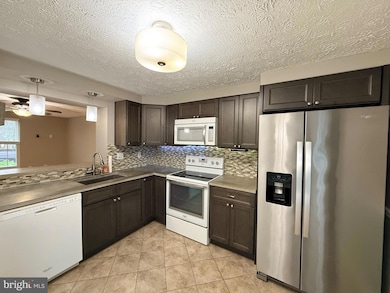 3750 Timahoe Cir, Nottingham, MD 21236 - photo 5