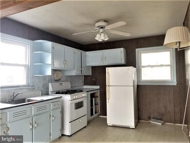 213 Arnold Place, Magnolia, NJ 08049 - photo 3