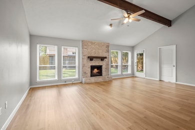 Family Room with Tall ceilings
