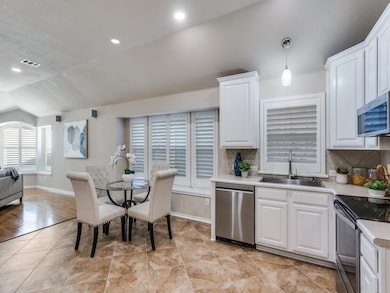 1732 Oak Brook Ln, Allen, TX 75002 - photo 5