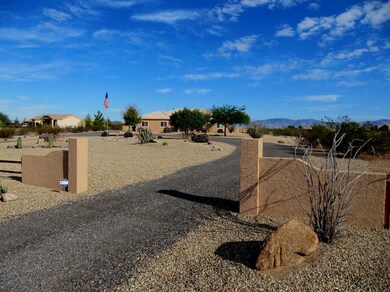 21620 W El Grande Trail, Wickenburg, AZ 85390 - photo 2