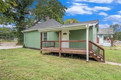 1527 Haskell Ave, Kansas City, KS 66104 - photo 3