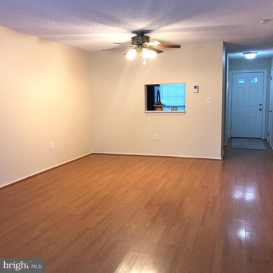 7 Van Buren Place unit 8D, Lawrence Township, NJ 08648 - photo 4