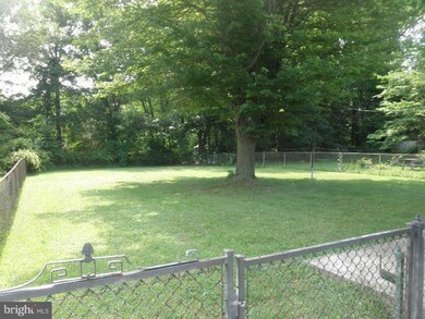 6513 Fairdel Ave, Baltimore, MD 21206 - photo 4