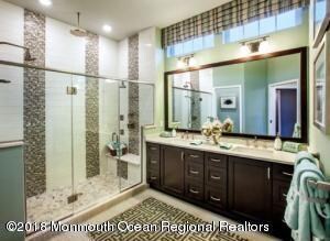 Hammond model Master bath
