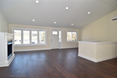 11 Hull St, Jamestown, RI 02835 - photo 4