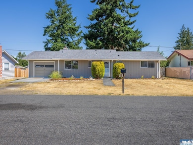 406 N Matriotti Ave, Sequim, WA 98382 - photo 2