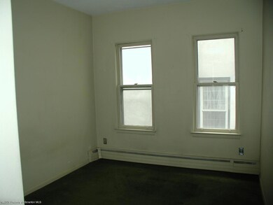 925 S Webster Ave, Scranton, PA 18505 - photo 3