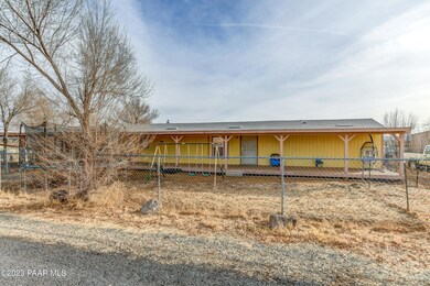 46835 2nd St, Ash Fork, AZ 86320 - photo 2