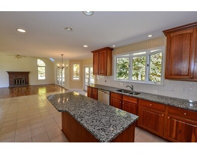 1 Blackthorn Rd, Shrewsbury, MA 01545 - photo 6