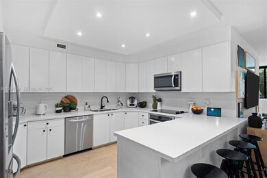 Botanica at Key Colony unit 237, Key Biscayne, FL 33149 - photo 6