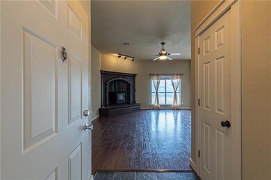 720 Night Hawk Dr, Norman, OK 73072 - photo 5