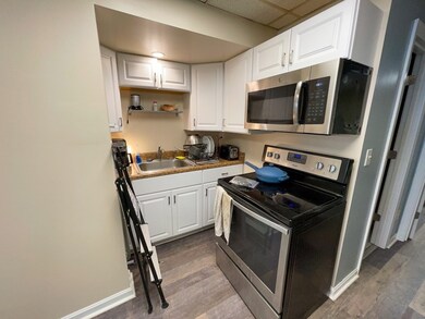 536 Main St unit A, Woburn, MA 01801 - photo 3