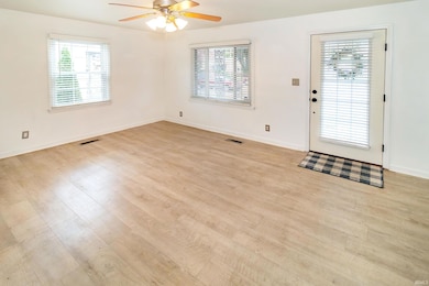 2318 E Franklin St, Evansville, IN 47711 - photo 4