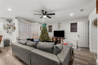 1312 Ingersoll Dr, Phenix City, AL 36867 - photo 4