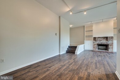 118 Roberts Ln unit 401, Alexandria, VA 22314 - photo 5