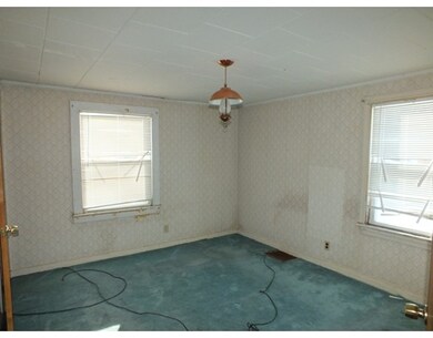 12 Exeter St, West Springfield, MA 01089 - photo 4
