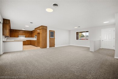 206 SE 7th St, Muldrow, OK 74948 - photo 4