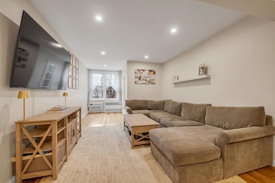 6515 Alderton St unit 3B, Rego Park, NY 11374 - photo 4