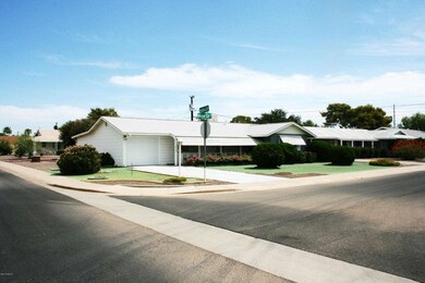 9944 W Hope Cir S, Sun City, AZ 85351 - photo 2