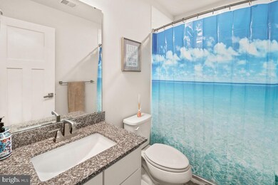 6218 Posey St, Frederick, MD 21703 - photo 4