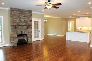 135 Mountain Top Ln, Cookeville, TN 38506 - photo 6