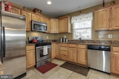 931 Blakney St SE, Washington, DC 20032 - photo 5