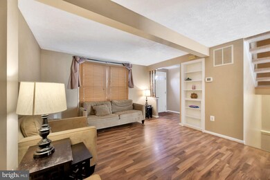 13 Hunt Cup Cir, Owings Mills, MD 21117 - photo 4