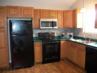 216 Christopher Dr, Nicholasville, KY 40356 - photo 3