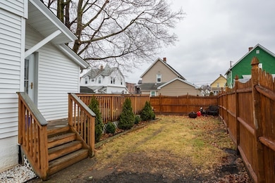 27 Duke St, Ludlow, MA 01056 - photo 5