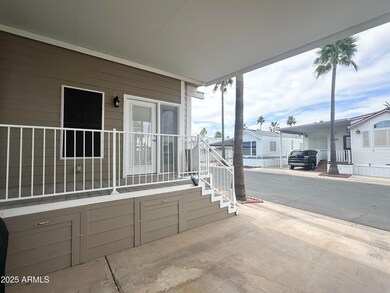 OUTDOOR DECK