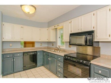 54 Hollybrook Dr unit 4, Asheville, NC 28803 - photo 6