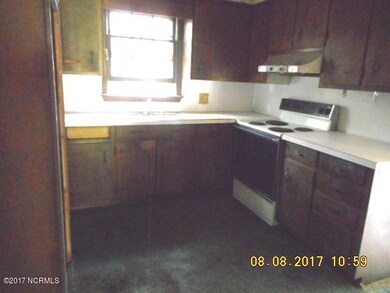 128 Fairway Kitchen View 2