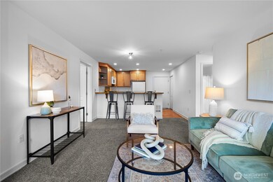 3121 W Government Way unit 302, Seattle, WA 98199 - photo 2