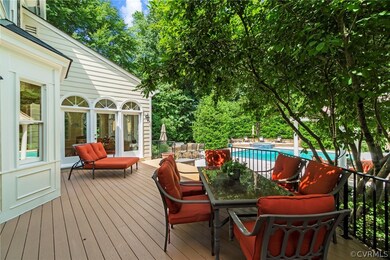 Large deck with Trex decking for entertaining