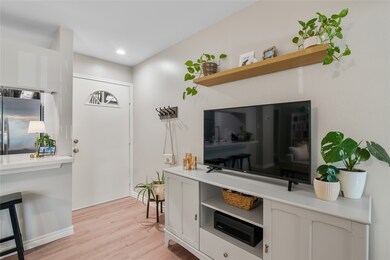 3500 Tangle Brush Dr unit 152, the Woodlands, TX 77381 - photo 3