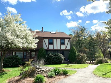 17 Scotty Hollow Dr unit A, Chelmsford, MA 01863 - photo 2